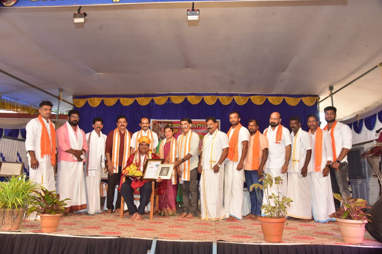 ಕೊಡ್ಮಾಣ್: ಶ್ರೀ ಶಾರದಾ ಪೂಜಾ ಸಂಭ್ರಮ, ಧಾರ್ಮಿಕ ಸಭಾ ಕಾರ್ಯಕ್ರಮ.  ಭಾರತ ಮಾತೃ ಪ್ರದಾನ ದೇಶ: ಗಣರಾಜ ಭಟ್ ಕೆದಿಲ.
