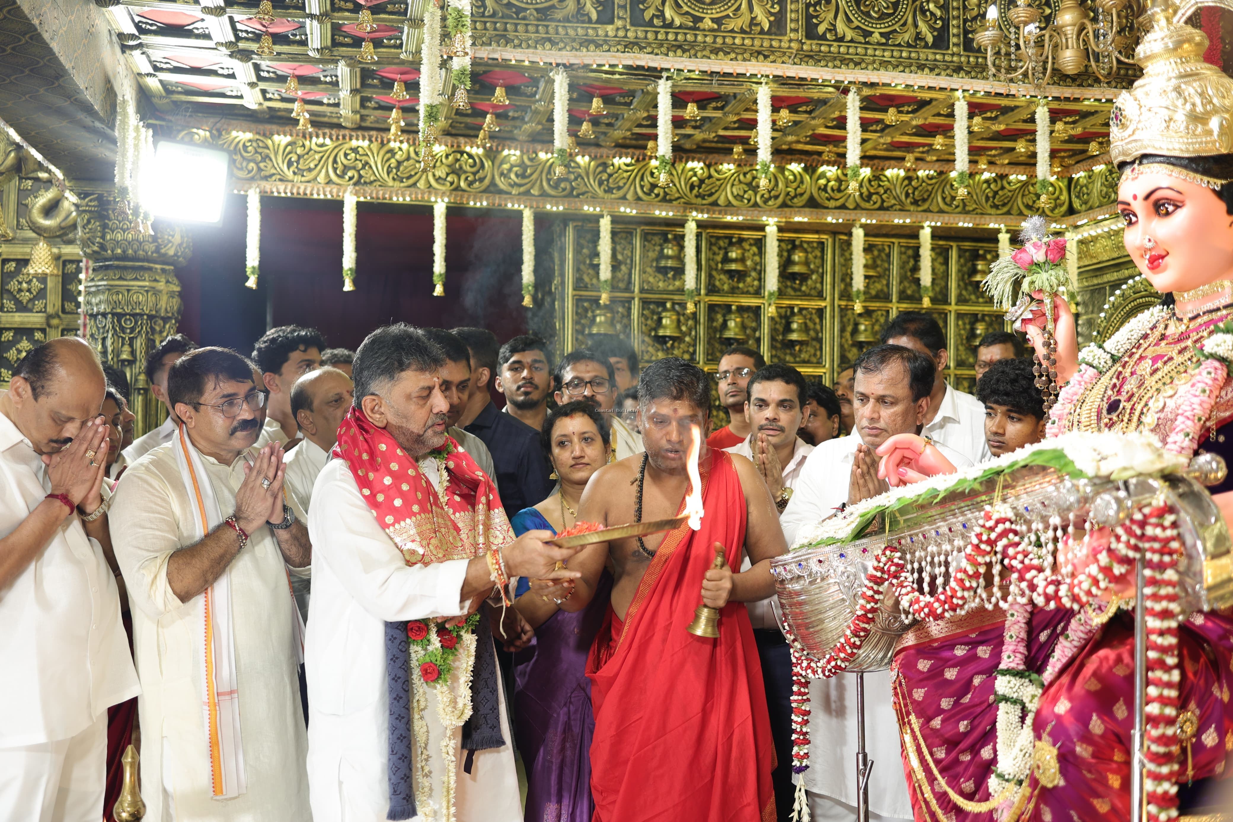 ಕುದ್ರೋಳಿ ಶ್ರೀ ಗೋಕರ್ಣನಾಥ ಕ್ಷೇತ್ರಕ್ಕೆ ಉಪಮುಖ್ಯಮಂತ್ರಿ ಭೇಟಿ.  ಮಂಗಳೂರು ದಸರಾ ವೈಭವಕ್ಕೆ ಮೆಚ್ಚುಗೆ.