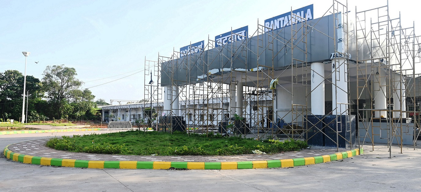 ಹೊಸ ರೂಪದಲ್ಲಿ ಕಂಗೊಳಿಸಲಿದೆ ಬಿ.ಸಿ.ರೋಡು ರೈಲ್ವೆ ನಿಲ್ದಾಣ   ರೂ 28.49 ಕೋಟಿ ವೆಚ್ಚದಲ್ಲಿ ಪುನರ್ ನಿರ್ಮಾಣ