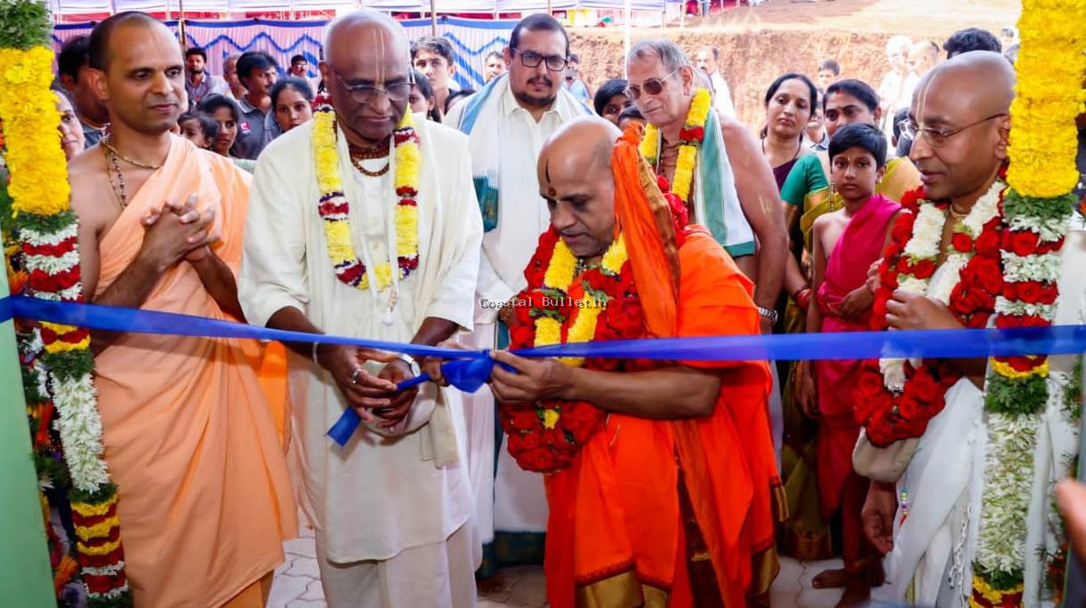 ಬೆಂಜನಪದವು: ಇಸ್ಕಾನ್ ಅಕ್ಷಯ ಪಾತ್ರ ಪ್ರತಿಷ್ಠಾನದಿಂದ ಅತ್ಯಾಧುನಿಕ ಅಡುಗೆ ಕೇಂದ್ರ ಲೋಕಾರ್ಪಣೆ.ಪೌಷ್ಠಿಕ ಮತ್ತು ಸಾತ್ವಿಕ ಆಹಾರದಿಂದ ಮಕ್ಕಳ ಶಾರೀರಿಕ ಮತ್ತು ಭೌದ್ಧಿಕ ಶಕ್ತಿ ವೃದ್ಧಿ : ಪುತ್ತಿಗೆ ಶ್ರೀ