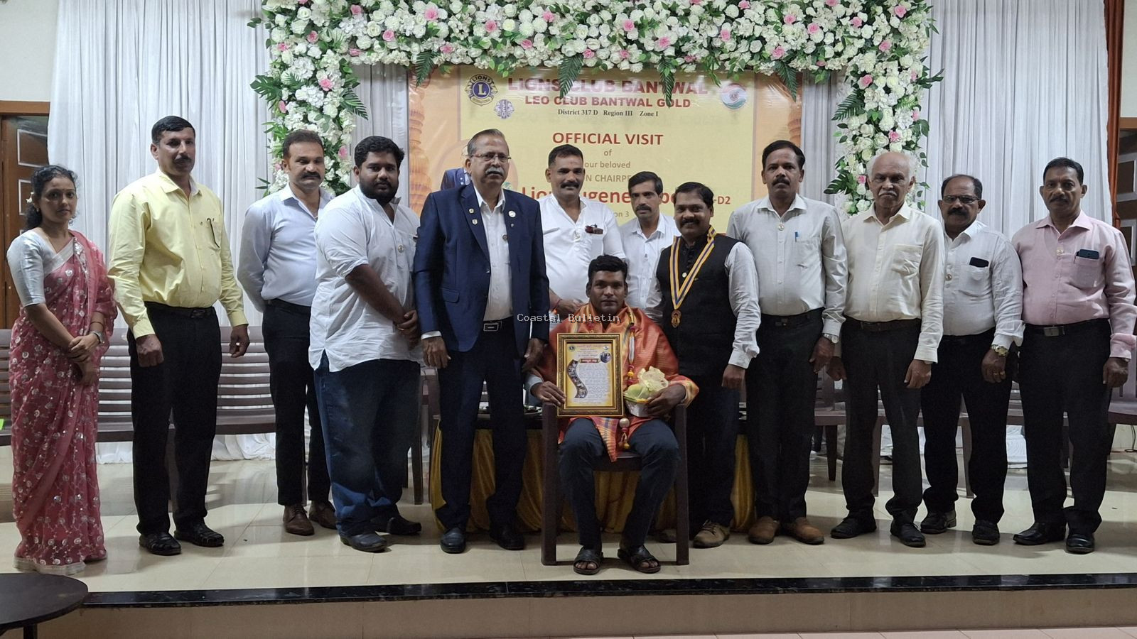 ಬಂಟ್ವಾಳ: ಲಯನ್ಸ್ ಕ್ಲಬ್ ನಿಂದ ಸಾಮಾಜಿಕ ಸೇವೆಗಾಗಿ ಪತ್ರಕರ್ತ ಸಂದೀಪ್ ಸಾಲ್ಯಾನ್ ಗೆ   ಗೌರವ ಸಮ್ಮಾನ.