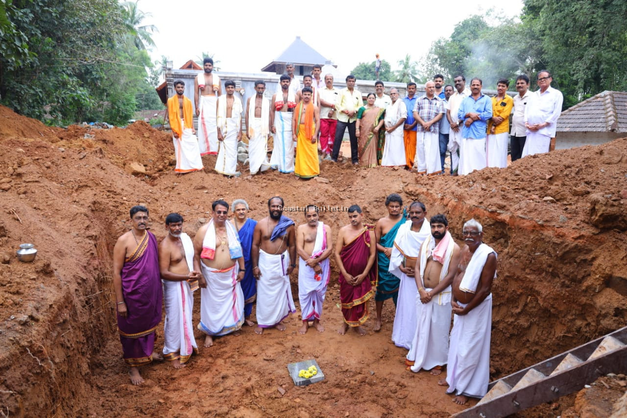 ಸರಪಾಡಿ: ಶ್ರೀ ಶರಭೇಶ್ವರ ದೇವಸ್ಥಾನ; ಶ್ರೀ ಆಂಜನೇಯ ಗುಡಿ ನಿರ್ಮಾಣಕ್ಕೆ ಶಿಲಾನ್ಯಾಸ.