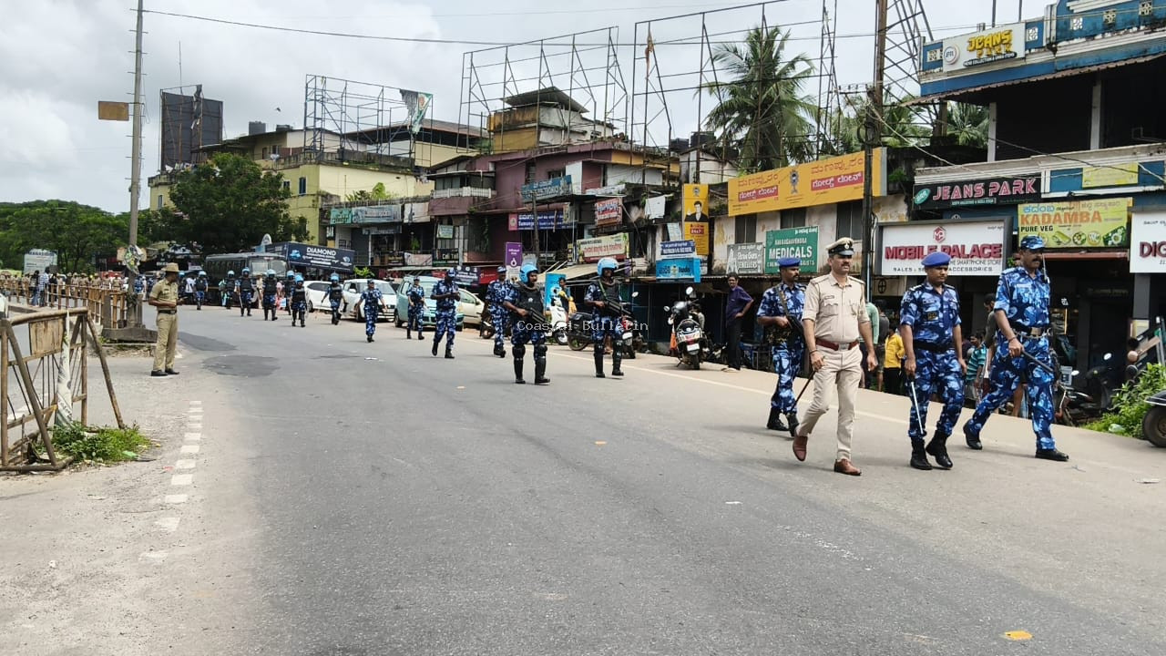 ಫರಂಗಿಪೇಟೆ: ಆರ್ ಎ ಎಫ್ ಕಾರ್ಯ ಪಡೆಯಿಂದ ಪಥ ಸಂಚಲನ.