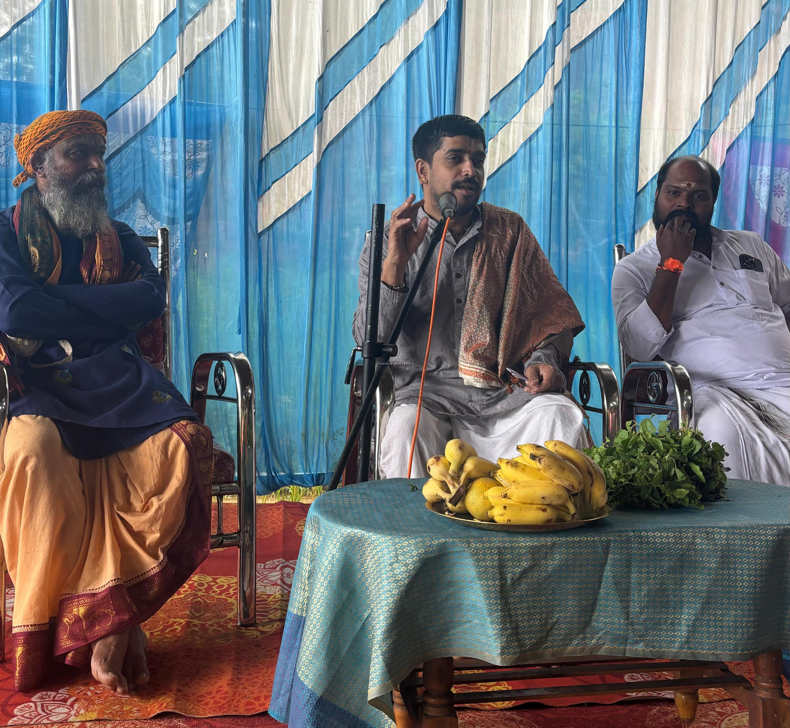 ಗೋವಿನತೋಟ: ರಾಧ ಸುರಭಿ ಗೋಮಂದಿರದಲ್ಲಿ &ldquo;ಪಿತೃ ತರ್ಪಣ&rdquo; ಕಾರ್ಯಕ್ರಮ.