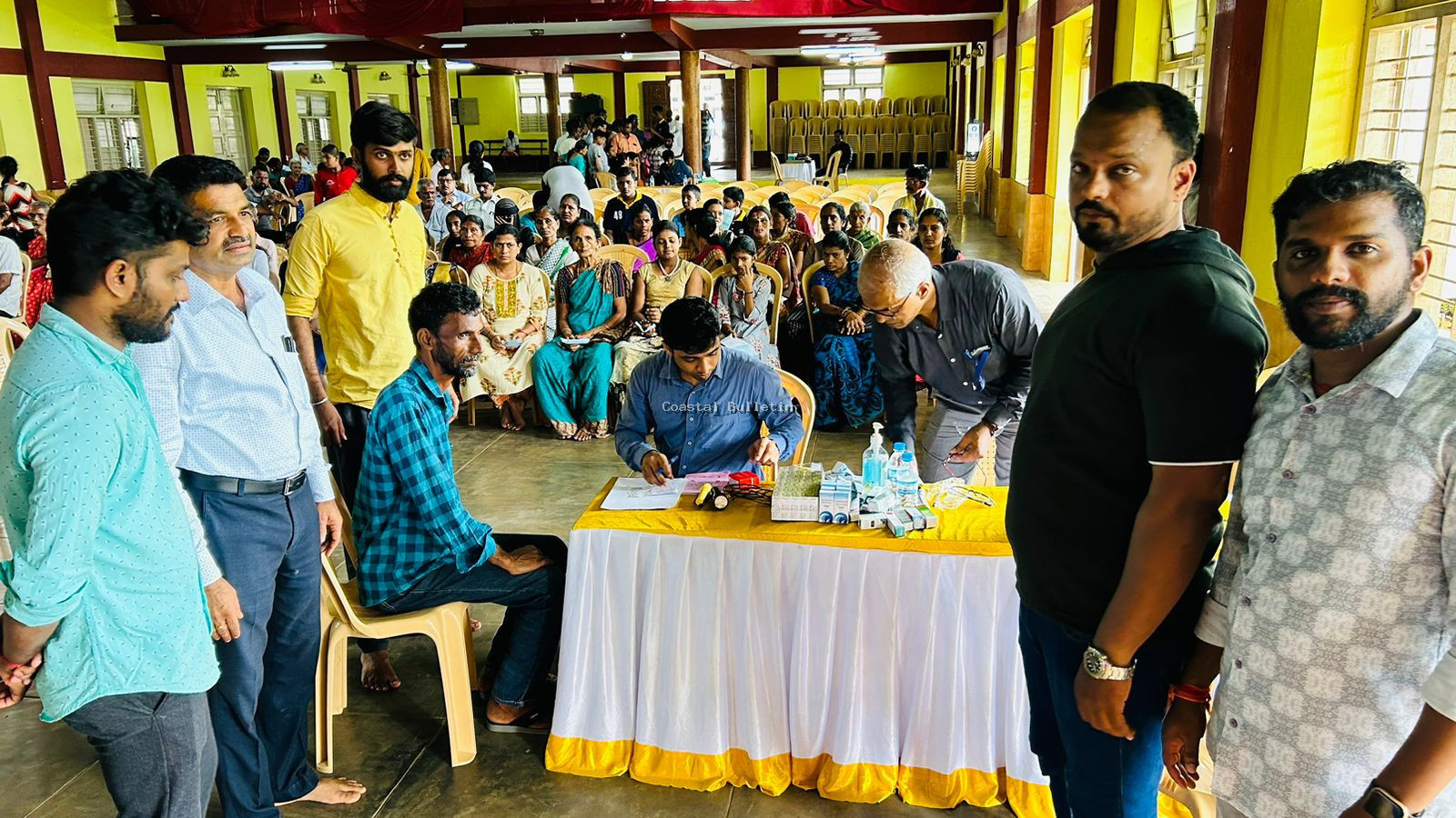 ಪೊಳಲಿ :ವಿವಿಧ ಸೇವಾ ಸಂಸ್ಥೆಗಳ ಸಹಾಭಾಗಿತ್ವದಲ್ಲಿ ಉಚಿತ ನೇತ್ರ ಚಿಕಿತ್ಸ  ಶಿಬಿರ.