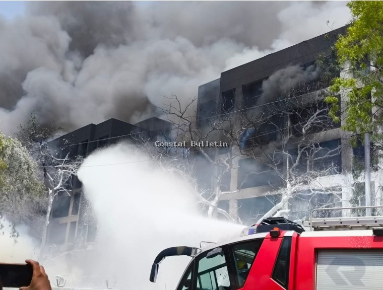 ಅಹಮದಾಬಾದ್&zwnj;ನಲ್ಲಿ ಏ&zwnj;ರ್ ಇಂಡಿಯಾದ ಪ್ರಯಾಣಿಕ ವಿಮಾನ ಪತನ.