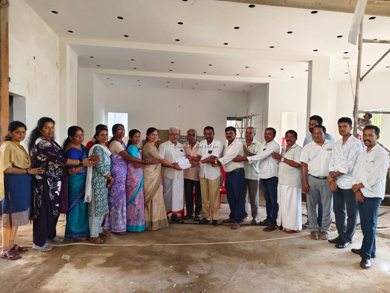 ತುಂಬೆ: ಧರ್ಮಸ್ಥಳದಿಂದ ಶ್ರೀ ಶಾರದಾಂಬ ಸಮುದಾಯ ಭವನಕ್ಕೆ 5 ಲಕ್ಷ ಸಹಾಯಧನ ಮಂಜುರಾತಿ ಪತ್ರ ಹಸ್ತಾಂತರ.