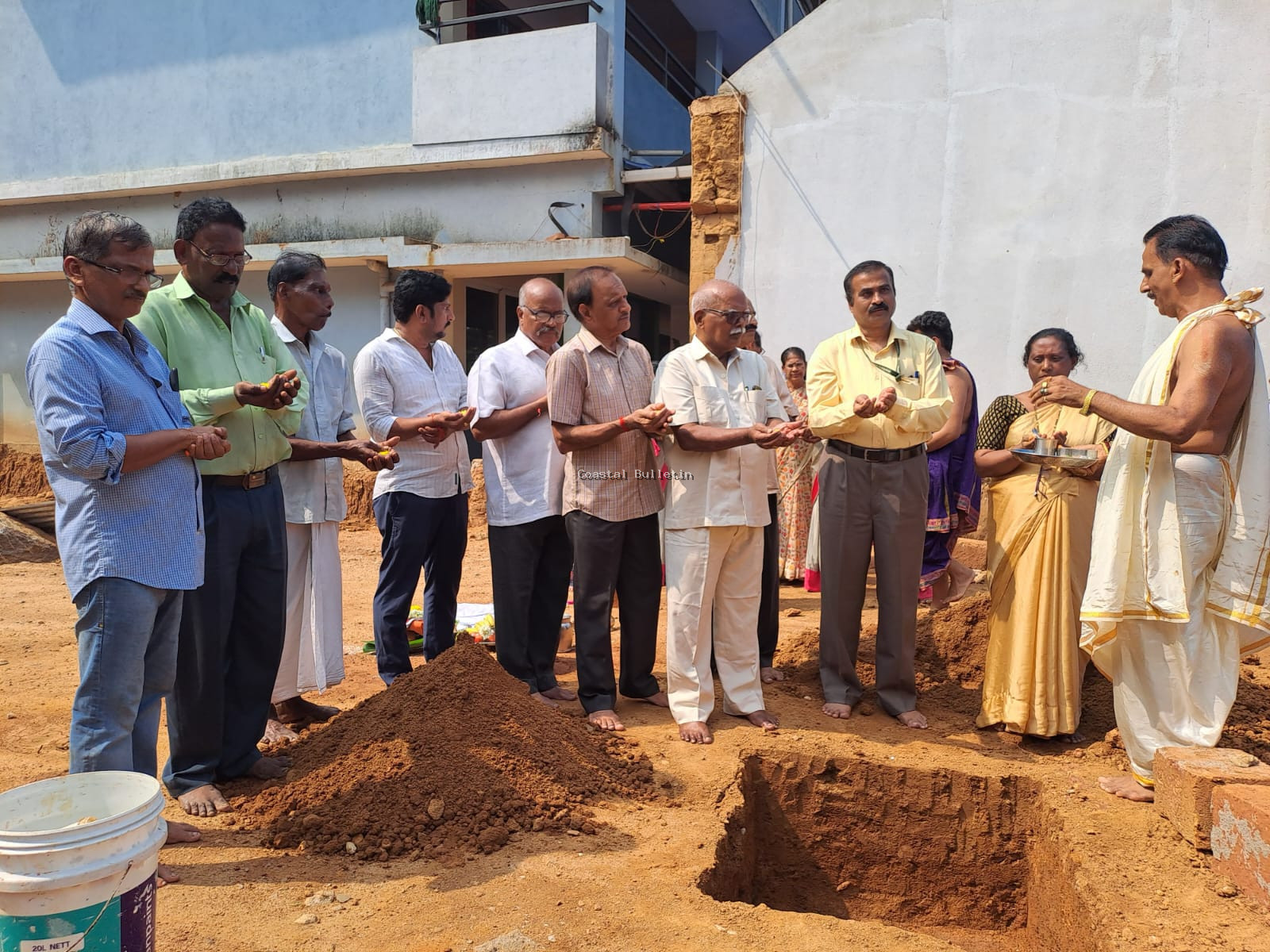 ಫರಂಗಿಪೇಟೆ: ಶ್ರೀ ರಾಮ ವಿಧ್ಯಾ ಸಂಸ್ಥೆಯಲ್ಲಿ ರೂ 25 ಲಕ್ಷ ವೆಚ್ಚದ ತರಗತಿ ಕೊಠಡಿಗಳಿಗೆ ಶಿಲಾನ್ಯಾಸ.