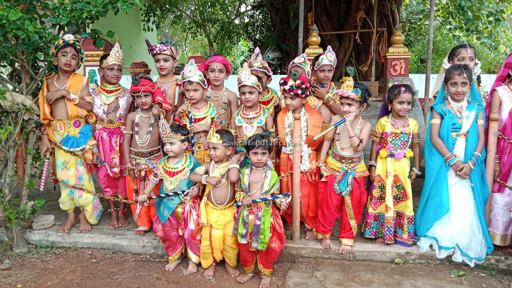 ನೆತ್ತರಕೆರೆಯಲ್ಲಿ ಮುದ್ದು ಕೃಷ್ಣ, ರಾಧೆಯರ ಕಲರವ