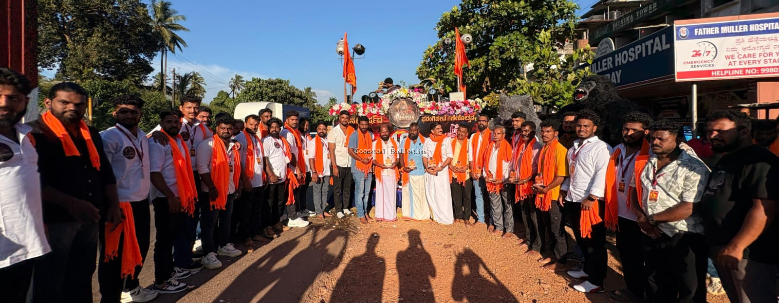 ತುಂಬೆ: ವಿಶ್ವ ಹಿಂದೂ ಪರಿಷತ್&ndash;ಬಜರಂಗ ದಳದಿಂದ 10ನೇ ವರ್ಷದ ಸ್ತಬ್ಧಚಿತ್ರ ಸಮರ್ಪಣೆ,