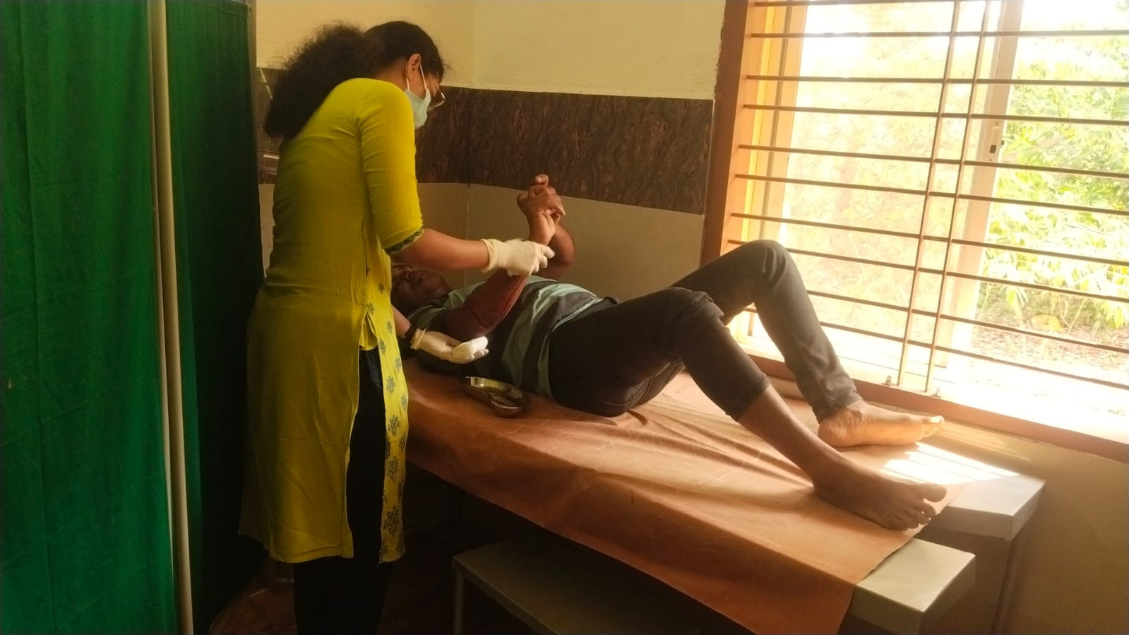 ರಾಯಿ: ವಿದ್ಯುತ್ ಮೀಟರ್ ರೀಡರ್ ಗೆ ನಾಯಿ ಕಡಿತ ಗಂಭೀರ ಗಾಯ,