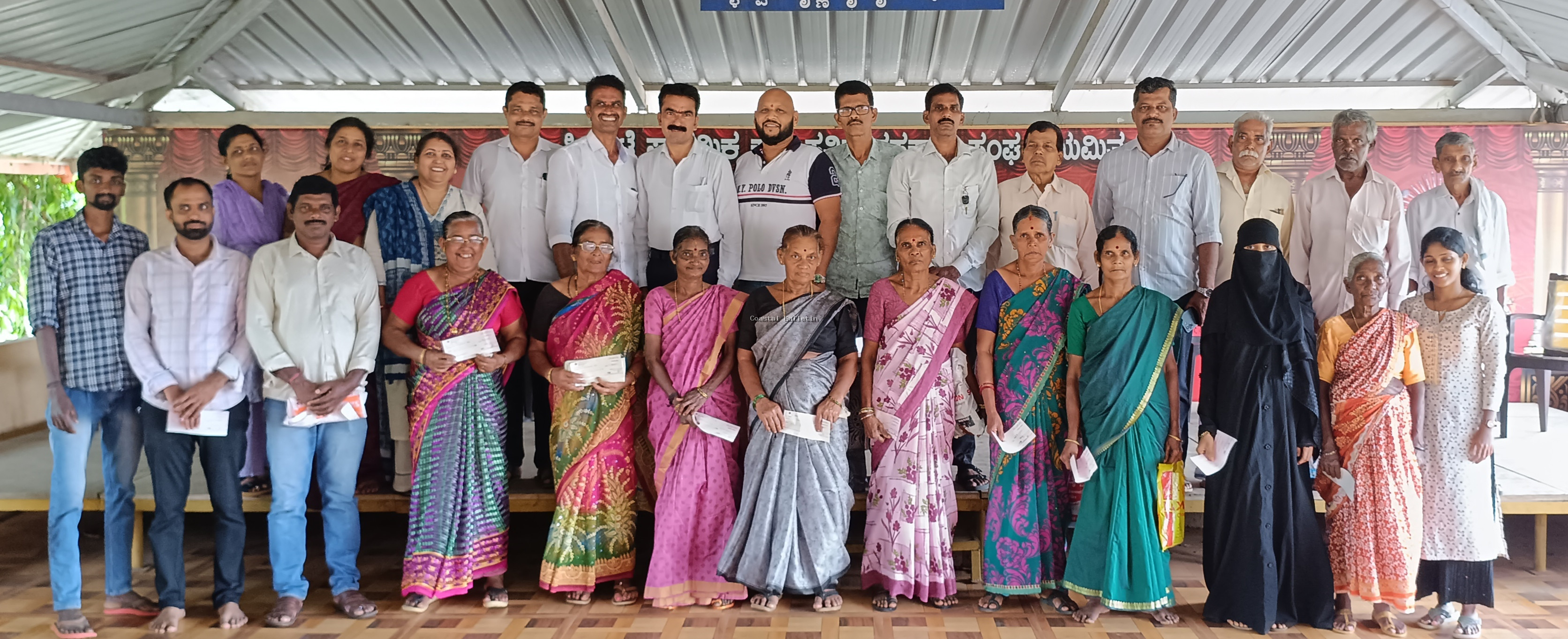 ಸಿದ್ದಕಟ್ಟೆ: ಪ್ರಾಥಮಿಕ ಕೃಷಿಪತ್ತಿನ ಸಹಕಾರ ಸಂಘದಿಂದ 3.80 ಲಕ್ಷ ರೈತ ಕಲ್ಯಾಣ ನಿಧಿ ವಿತರಣೆ.