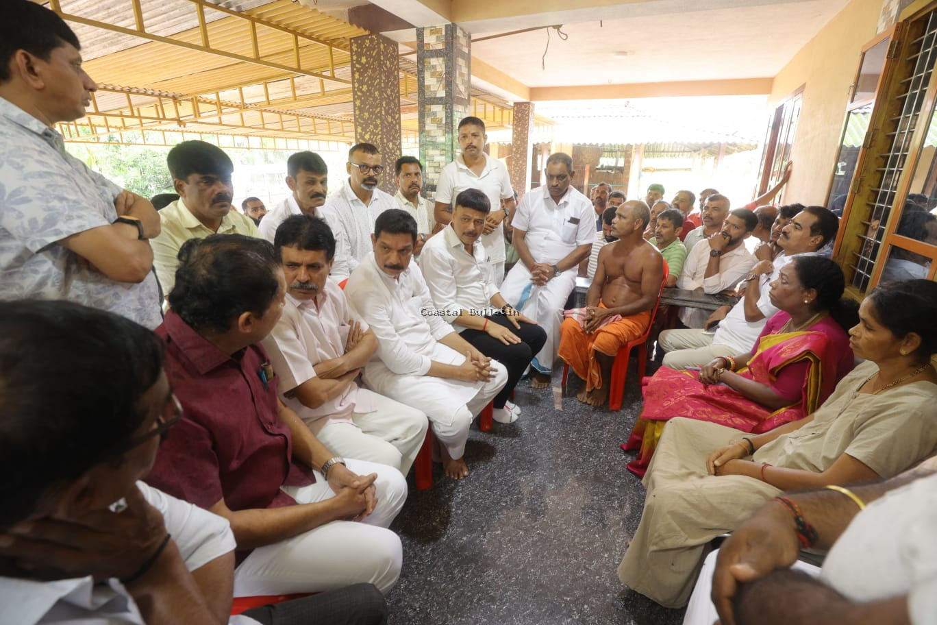 ಬಂಟ್ವಾಳ :ಲಾವಣ್ಯ ಮನೆಗೆ ಜನಪ್ರತಿನಿಧಿಗಳ ಭೇಟಿ; ಕುಟುಂಬಕ್ಕೆ ಸಾಂತ್ವನ.