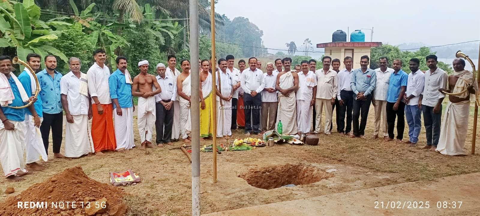 ಸಜಿಪ ಮುನ್ನೂರು:ಮುದೆಲ್ ಮುಟ್ಟಿ ನಾಲ್ಕಯಿತ್ತಾಯ ದೈವಸ್ಥಾನದ ಅನ್ನಛತ್ರಕ್ಕೆ ಶಿಲಾನ್ಯಾಸ.