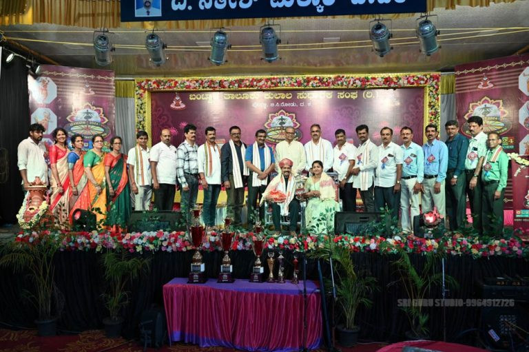 ಬಂಟ್ವಾಳ :ಕುಲಾಲರಲ್ಲಿ ಸಂಚಲನ ಮೂಡಿಸಿದ "ಕಲಾವಳಿ" ಸಾಂಸ್ಕೃತಿಕ ಸಂಭ್ರಮ.  ತುಳುನಾಡಿನ ಸಾಂಸ್ಕೃತಿಕ  ವೈಭವವನ್ನು ತೆರೆದಿಡುವ ಕಾರ್ಯ ಶ್ಲಾಘನೀಯ : ಮಯೂರ್ ಉಳ್ಳಾಲ್.