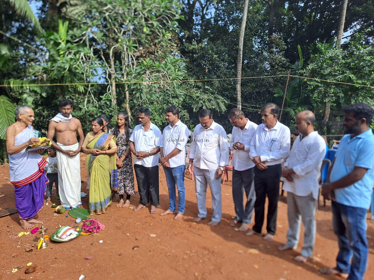 ಪುಟ್ಟಕ್ಕನ ಮೊಗದಲ್ಲಿ ನಗು, ವನಿತಾ ಶೆಟ್ಟಿ ಕುಟುಂಬದ ನೂತನ ಮನೆ ನಿರ್ಮಾಣಕ್ಕೆ ಶಿಲಾನ್ಯಾಸ.