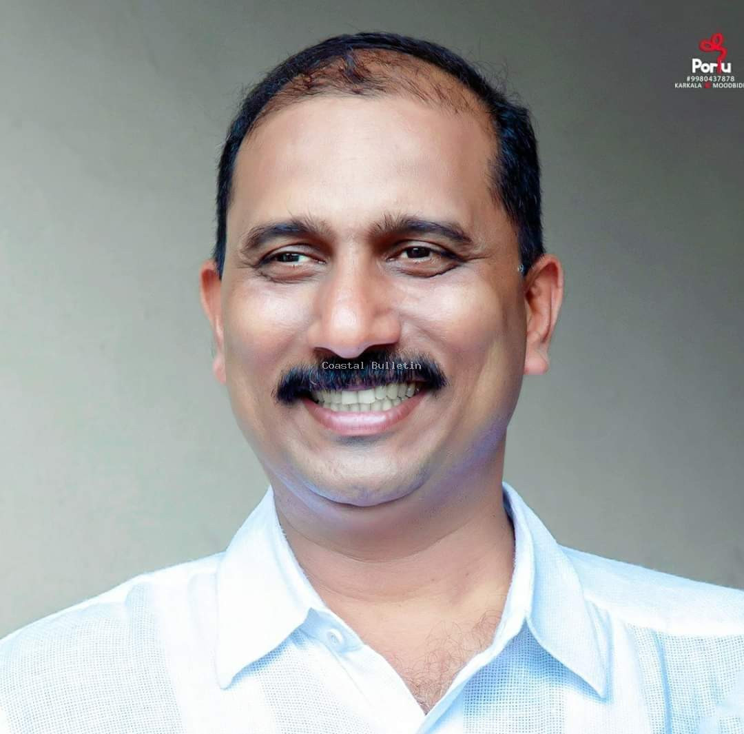 ಕೊಡ್ಮಾಣ್: 35ನೇ ಶ್ರೀ ಶಾರದಾ ಪೂಜಾ ಮಹೋತ್ಸವದ  ಅಧ್ಯಕ್ಷರಾಗಿ ದೇವಿಪ್ರಸಾದ್ ಶೆಟ್ಟಿ ಕೊಡ್ಮಾಣ್ ಆಯ್ಕೆ.  ಶ್ರೀ ಶಾರದಾ ಪೂಜಾ ಮಹೋತ್ಸವದ ಆಮಂತ್ರಣ ಪತ್ರಿಕೆ ಬಿಡುಗಡೆ ಕಾರ್ಯಕ್ರಮ.