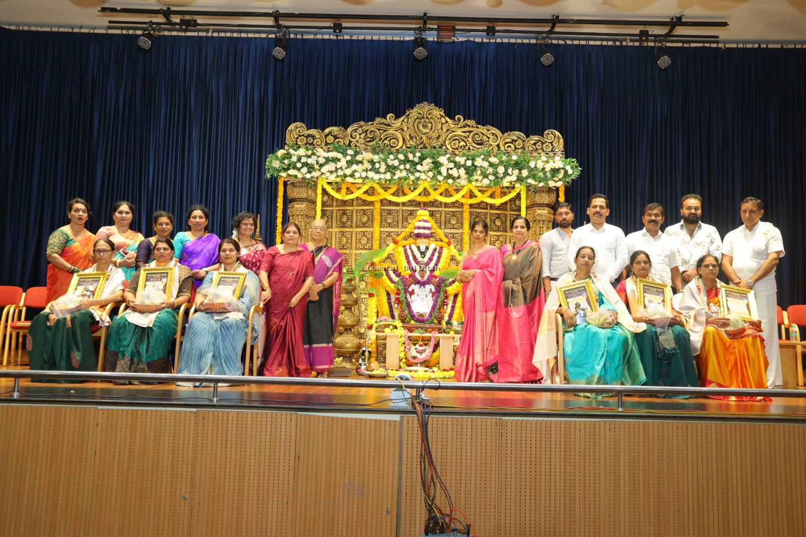 ಬಂಟ್ವಾಳ :ಬಂಟರ ಸಂಘ ಮಹಿಳಾ ವಿಭಾಗದ ಅಶ್ರಯದಲ್ಲಿ ಸಾಮೂಹಿಕ ಸತ್ಯ ನಾರಾಯಣ ಪೂಜೆ.