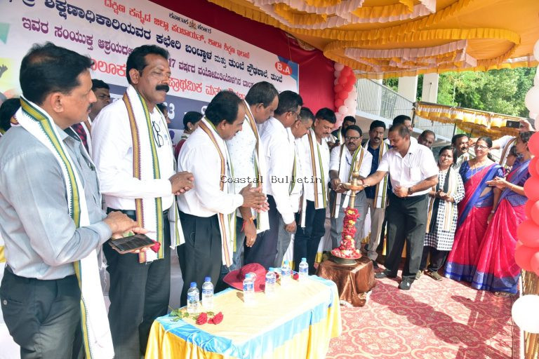 ಬಂಟ್ವಾಳ:ತಾಲೂಕು ಮಟ್ಟದ ಪ್ರಾಥಮಿಕ ಹಾಗೂ ಪ್ರೌಢಶಾಲಾ ಕ್ರೀಡಾಕೂಟಕ್ಕೆ ಚಾಲನೆ.  ಸುಸಜ್ಜಿತ ಕ್ರೀಡಾಂಗಣ ನಿರ್ಮಾಣಕ್ಕೆ  ನೂರು ಕೋ ರೂ ಪ್ರಸ್ತಾವನೆ :ಶಾಸಕ ರಾಜೇಶ್ ನಾಯ್ಕ್.