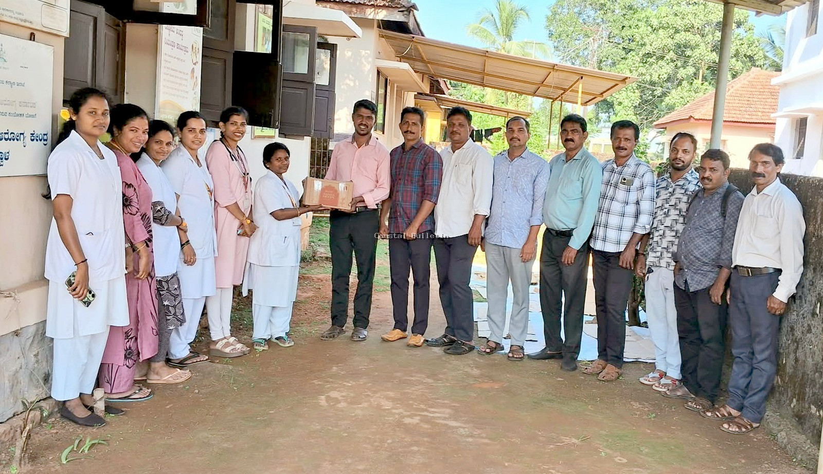 ಬಂಟ್ವಾಳ :ಫೋಟೋ ಗ್ರಾಫರ್ಸ್&nbsp;&nbsp;ವತಿಯಿಂದ ಕ್ಷಯ ರೋಗಿಗೆ ಪೌಷ್ಟಿಕ ಆಹಾರದ ಕಿಟ್ ವಿತರಣೆ.