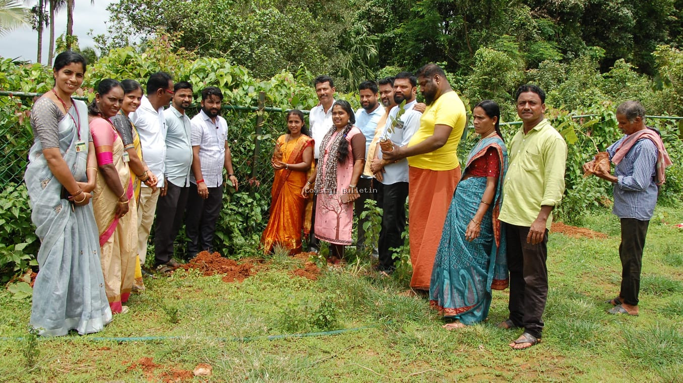 ನಾಯಿಲ: ಧರ್ಮಸ್ಥಳ ಗ್ರಾಮಾಭಿವೃದ್ಧಿ ಯೋಜನೆಯ  ಅಶ್ರಯದಲ್ಲಿ ಗಿಡಗಳ ನಾಟಿ ಕಾರ್ಯಕ್ರಮ.
