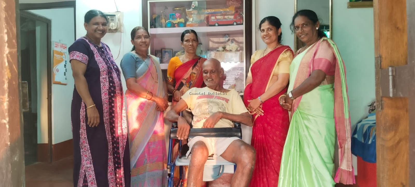 ನರಿಕೊಂಬು : ಧರ್ಮಸ್ಥಳ ಗ್ರಾಮಾಭಿವೃದ್ಧಿ ಯೋಜನೆಯಿಂದ  ವೀಲ್ ಚೇರ್ ಹಸ್ತಾಂತರ.