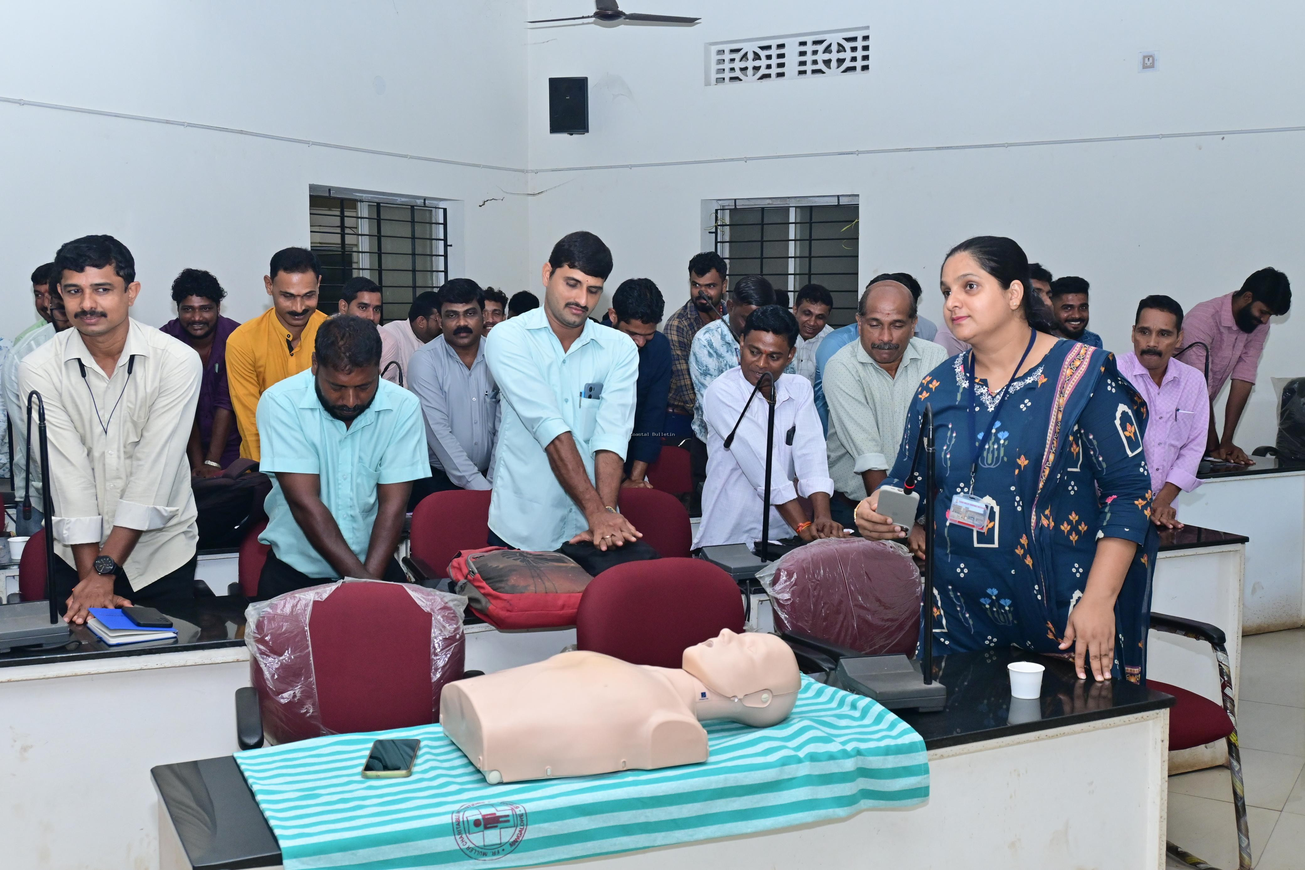 ಬಂಟ್ವಾಳ ತಾಲೂಕು ಪಂಚಾಯತ್ : ಸಿಪಿಆರ್ ಹಾಗೂ ಪ್ರಥಮ ಚಿಕಿತ್ಸೆ ತರಬೇತಿ ಕಾರ್ಯಾಗಾರ