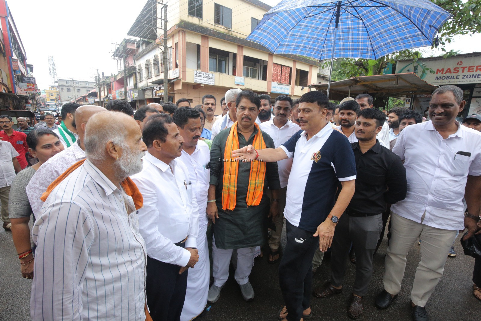 ಬಂಟ್ವಾಳ :ಮಳೆ ಹಾನಿಯಾದ ಪ್ರಮುಖ ಸ್ಥಳಗಳಿಗೆ ಬಿಜೆಪಿ ವಿಪಕ್ಷ ನಾಯಕ ಆರ್.ಆಶೋಕ್ ಬೇಟಿ