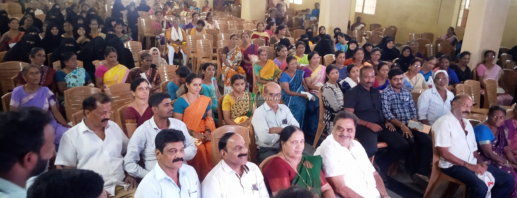 ಬಂಟ್ವಾಳ: 'ಗೃಹಲಕ್ಷ್ಮಿ ಯೋಜನೆ' ಉದ್ಘಾಟನೆ ಕಾರ್ಯಕ್ರಮದ ನೇರ ಪ್ರಸಾರ ವೀಕ್ಷಣೆ.