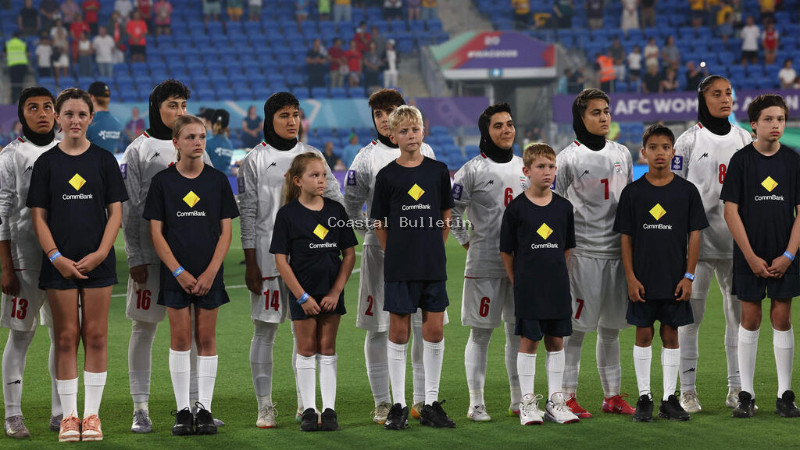 ರಾಷ್ಟ್ರಗೀತೆಯನ್ನು ಹಾಡಲ್ಲ &ndash; ಇರಾನ್&zwnj; ಮಹಿಳಾ ತಂಡದಿಂದ ಮೈದಾನದಲ್ಲೇ ಇಸ್ಲಾಮಿಕ್&zwnj; ಆಡಳಿತದ ವಿರುದ್ಧ ಪ್ರತಿಭಟನೆ