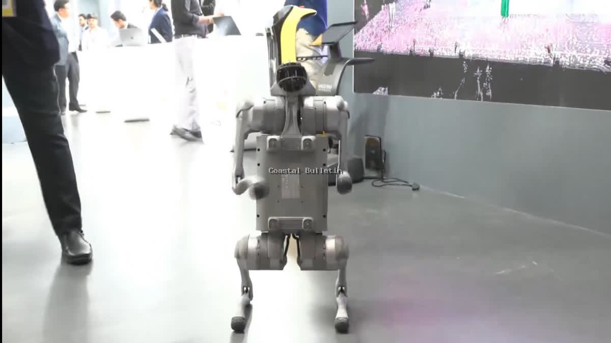 AI ಶೃಂಗಸಭೆಯ ಎಕ್ಸ್&zwnj;ಪೋದಲ್ಲಿ ಚೀನಾದ 'ರೋಬೋ ಡಾಗ್' ಪ್ರದರ್ಶನ: ಯುಪಿಯ ಗಲ್ಗೋಟಿಯಾಸ್ ವಿವಿ ವಿರುದ್ಧ ಕಠಿಣ ಕ್ರಮ