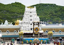 ತಿರುಪತಿ ದೇವಸ್ಥಾನದ ಆಡಳಿತದಿಂದ ಅನ್ಯಧರ್ಮದವರು ಹೊರಕ್ಕೆ: ಟಿಟಿಡಿ ನಿರ್ಧಾರ