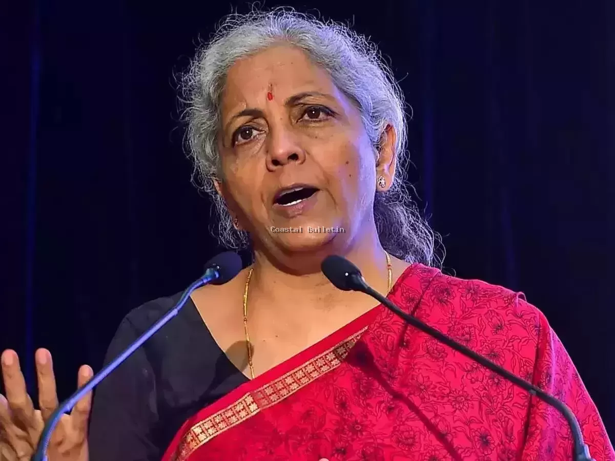 ಚುನಾವಣಾ ಬಾಂಡ್&zwnj; ಮೂಲಕ ಸುಲಿಗೆ ಆರೋಪ; ಸಚಿವೆ ನಿರ್ಮಲಾ ಸೀತಾರಾಮನ್ ವಿರುದ್ಧ FIRಗೆ ಕೋರ್ಟ್​ ಆದೇಶ