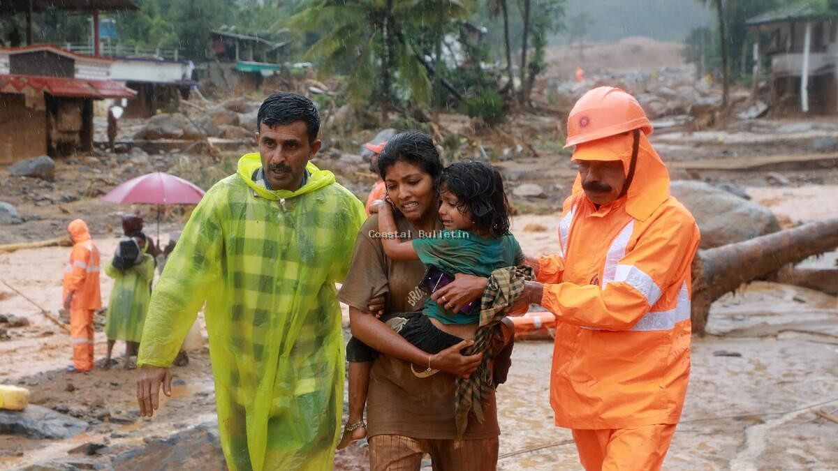 ಕೇರಳದ ವಯನಾಡು ಜಿಲ್ಲೆಯ ಸರಣಿ ಭೂಕುಸಿತದಲ್ಲಿ ಮೃತಪಟ್ಟವರ ಸಂಖ್ಯೆ 143ಕ್ಕೆ ಏರಿಕೆ.