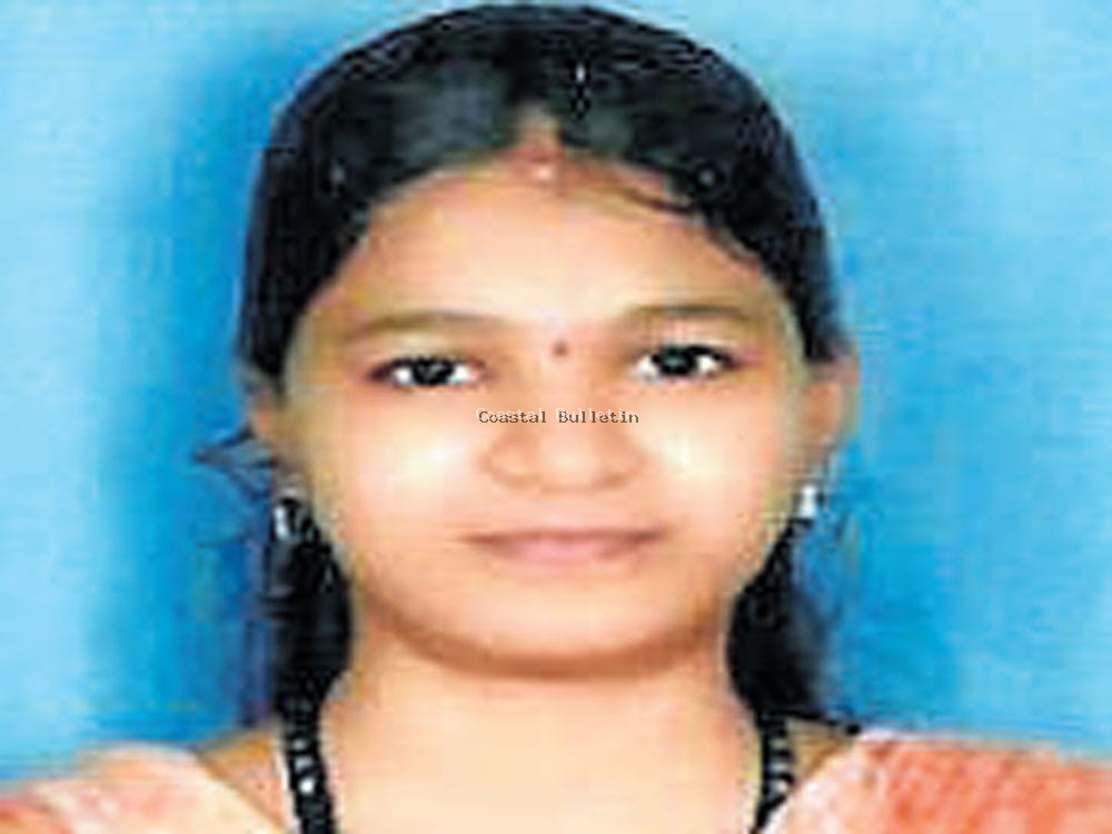 ಸೌಜನ್ಯ ಪ್ರಕರಣ - ಧರ್ಮಸ್ಥಳ ಕ್ಷೇತ್ರದ ಭಕ್ತಾದಿಗಳು ಆಯೋಜಿಸಿದ್ದ ಸಮಾವೇಶದಲ್ಲಿ ವಿವಿಧ ರಾಜಕೀಯ ಪಕ್ಷದ ಮುಖಂಡರುಗಳು ಭಾಗಿ.  ನ್ಯಾಯ ಕೇಳಲು ಬಂದಿದ್ದ ಸೌಜನ್ಯ ತಾಯಿಗೆ ಅವಮಾನ ಮಾಡಿದ ಹೋರಾಟಗಾರರು- ವ್ಯಾಪಕ ಆಕ್ರೋಶ.