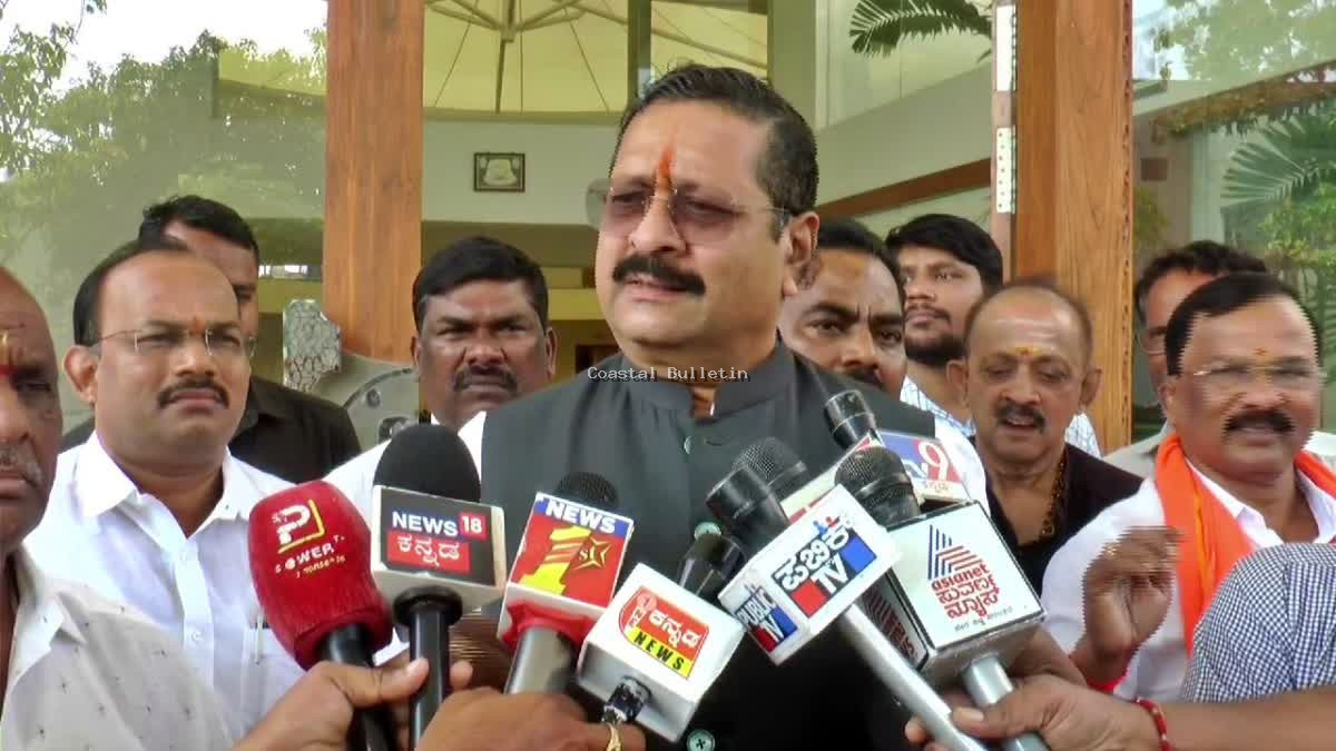 ನಮಗಾದ ಅಪಮಾನಕ್ಕೆ ನೇಣು ಹಾಕಿಕೊಳ್ಳಬೇಕಿತ್ತು, ನಾವು ಹಾಕಿಕೊಂಡಿಲ್ಲ: ಶಾಸಕ ಬಸನಗೌಡ ಯತ್ನಾಳ್
