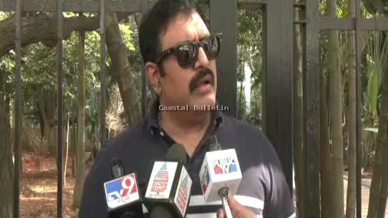 ಡಿ.ಕೆ.ಸುರೇಶ್ ಹೆಸರೇಳಿ ಚಿನ್ನ ವಂಚನೆ ಕೇಸ್ &ndash; ಯಾವುದೇ ಕ್ಷಣದಲ್ಲಿ ನಟ ಧರ್ಮೇಂದ್ರ ಬಂಧನ ಸಾಧ್ಯತೆ