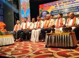 ಗೋಮಾಯಿ: ಶ್ರೀ ನಾಗಬ್ರಹ್ಮ ಶ್ರೀ ನಾಗಕನ್ನಿಕೆ ದೇವಸ್ಥಾನದ ಪ್ರತಿಷ್ಠಾ ವರ್ಧಂತ್ಯುತ್ಸವ, ಧಾರ್ಮಿಕ ಸಭೆ.  ಧಾರ್ಮಿಕ ಉತ್ಸವ ಆಚರಣೆಗಳ ಮೂಲಕ ಸಶಕ್ತ ಸಮಾಜದ ನಿರ್ಮಾಣವಾಗಲಿ: ವಜ್ರದೇಹಿ ಶ್ರೀ .