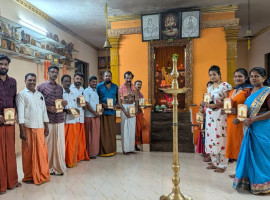 ಪಕ್ಕಳಪಾದೆ: ಶ್ರೀ ಸರಸ್ವತಿ ಭಜನಾ ಮಂದಿರದಲ್ಲಿ ನವರಾತ್ರಿ ಉತ್ಸವದ ಆಮಂತ್ರಣ ಪತ್ರಿಕೆ ಬಿಡುಗಡೆ.
